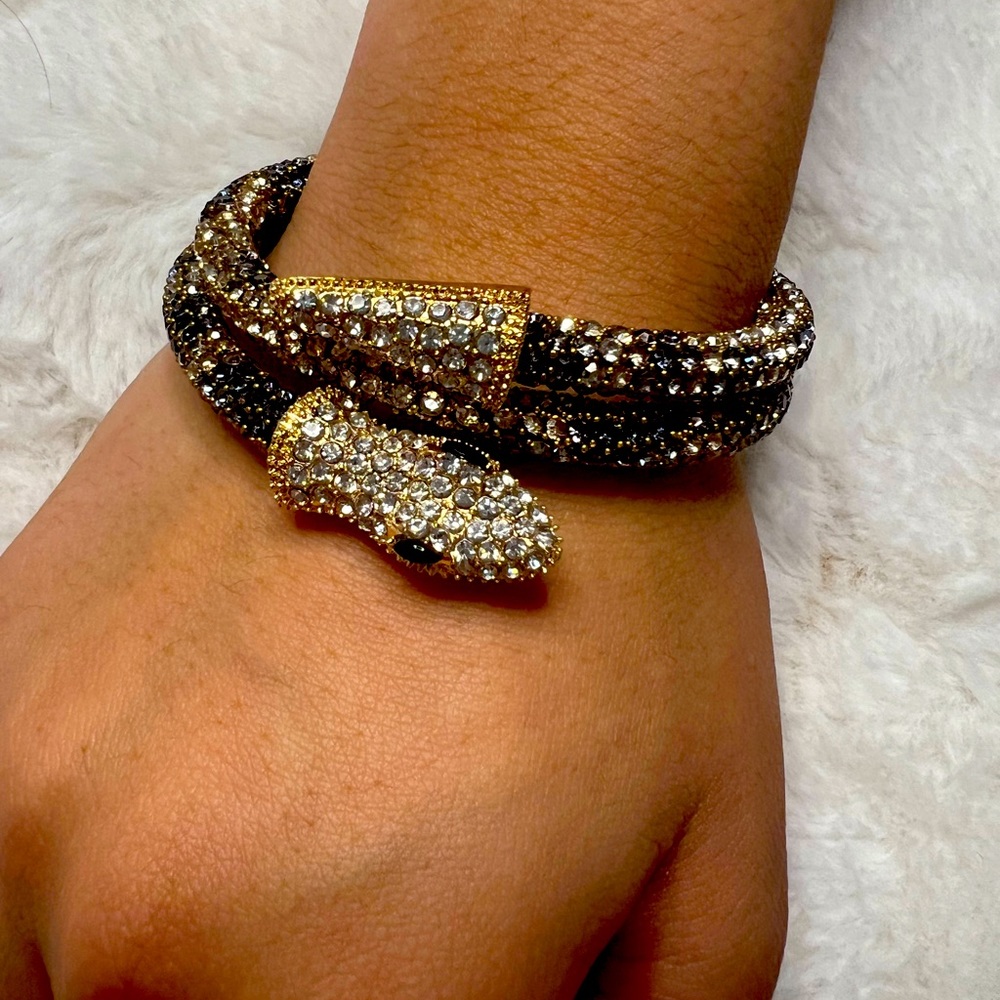 Multicolor Stretch Beaded with Crystals Snake Bracelet One Size Fits Most Gold